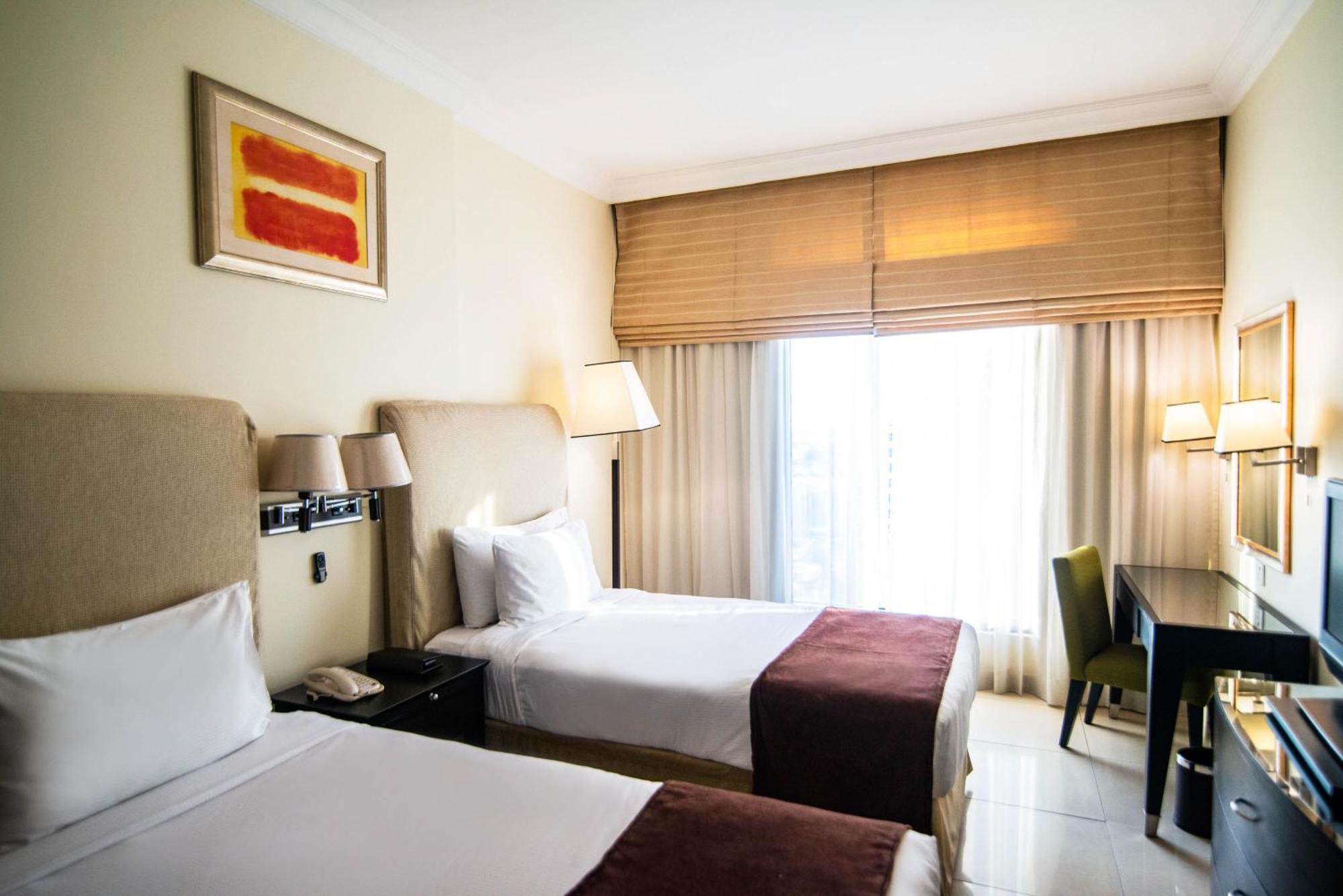 Mercure Dubai Barsha Heights Hotel Suites And Apartments Luaran gambar