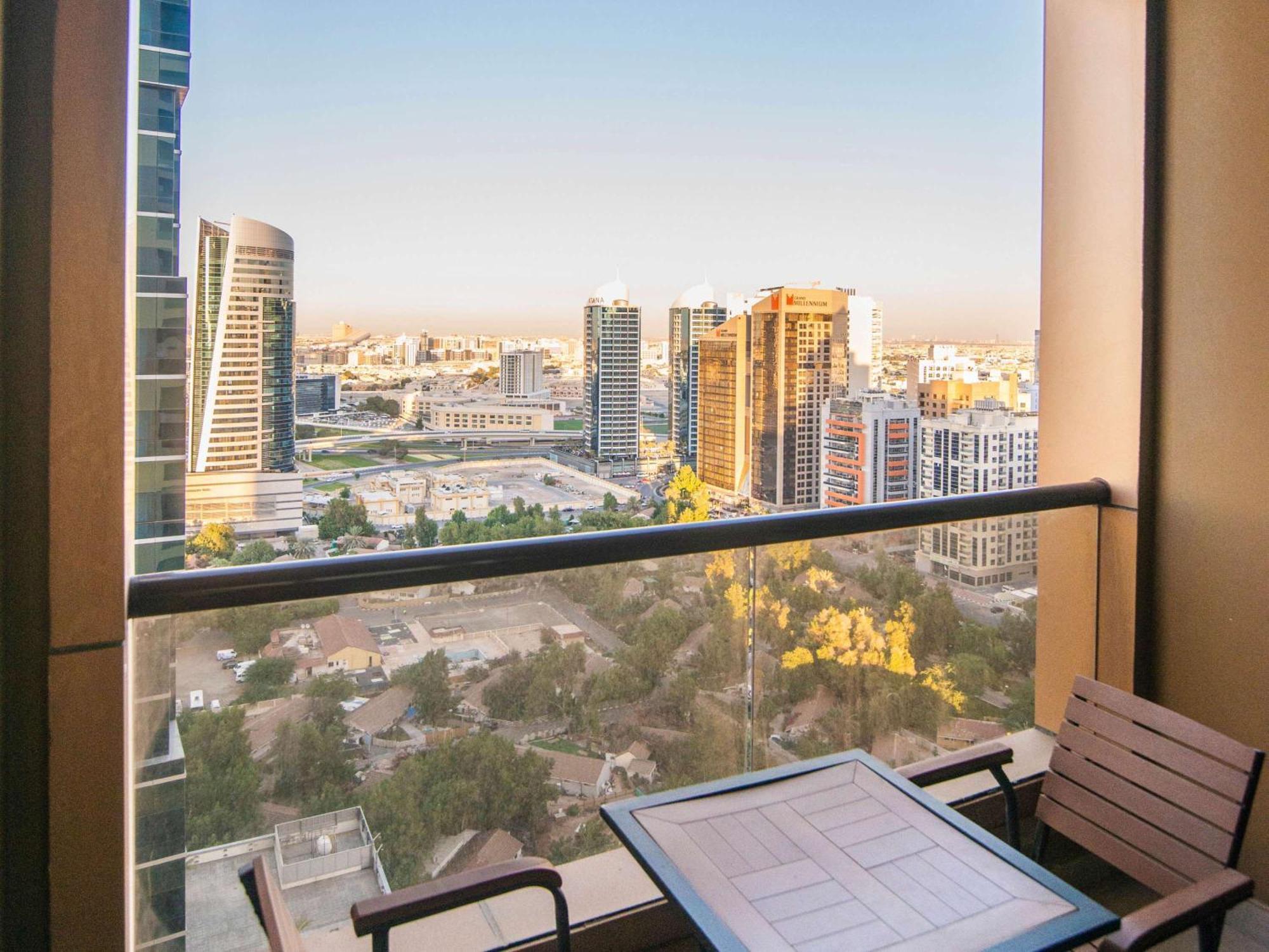 Mercure Dubai Barsha Heights Hotel Suites And Apartments Luaran gambar